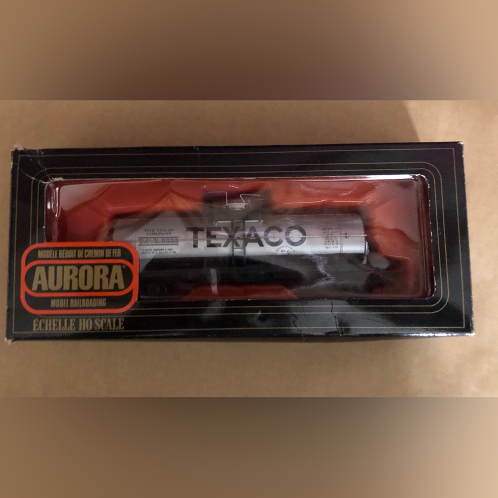 Vintage PEMCO (Aurora) Texaco Tanker Car Railway System Train HO Scale 3407-025